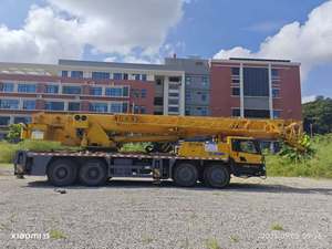 Grúa sobre orugas usada XCM-G QY50KA de 50 toneladas con pluma telescópica, motor PLC y caja de cambios, procedente de Emiratos Árabes Unidos. - Product Image 6
