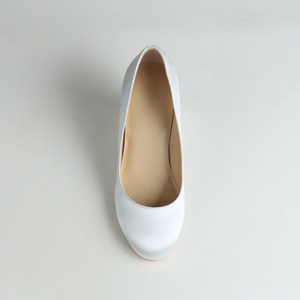 Dongguan Manufacturer Round Toe Elegant Ivory <strong>White</strong> <strong>Wedge</strong> Bride Wedding Shoes <strong>for</strong> <strong>Women</strong> - Product Image 4