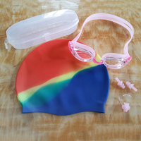 Uniforme couleur petit mignon de bande dessinée durable résistant aux chocs lentille espace sécurité nager lunettes casquettes enfants pince-nez Bouchons d'oreille ensemble