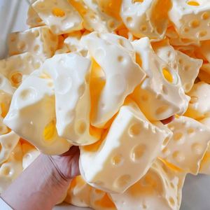 7 cm Rose Jaune DIY Squishy Skins en vrac, enveloppes de boules anti-stress en forme de fromage, avec couvercle, pour filles et garçons 14+ - Product Image 5