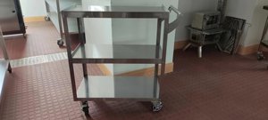 Chariot utilitaire roulant détachable à 3 niveaux en acier inoxydable robuste direct d'usine avec roues pour restaurant - Product Image 3