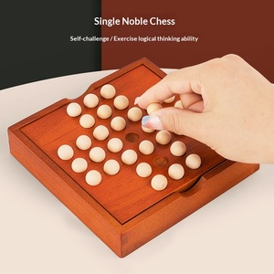 <span class=keywords><strong>Solitaire</strong></span> en bois de qualité supérieure, Échecs Kongming, Jeu de société pour un seul joueur pour adultes et enfants, Jeu de puzzle décontracté et de loisirs - Product Image 2