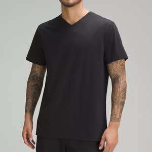 Vêtements de sport de plein air Ensembles personnalisés de fitness pour hommes T-shirts de compression T-shirts unis 100% coton Muscle Fit T-shirts vierges - Product Image 5