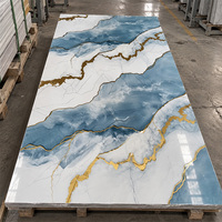 Échantillon gratuit de Chine Panneau mural moderne en PVC gaufré 3D en marbre autocollants muraux en mousse auto-adhésive à peler et à coller pour usage domestique