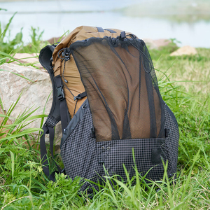 Mochila <span class=keywords><strong>de</strong></span> Montañismo Ultraligera y Resistente <span class=keywords><strong>de</strong></span> 690g, 40D Silnylon, Impermeable, 38L <span class=keywords><strong>de</strong></span> Gran Capacidad, con Almohadilla <span class=keywords><strong>de</strong></span> Protección Lumbar - Product Image 1