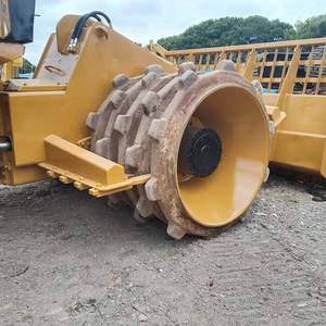 รถดันดิน CAT826H มือสองจากญี่ปุ่น ยี่ห้อ Caterpillar ประสิทธิภาพสูง เครื่องยนต์ Cat คุณภาพสูง พร้อมใช้งาน มีสินค้าในสต็อก ลดราคาพิเศษ - Product Image 6