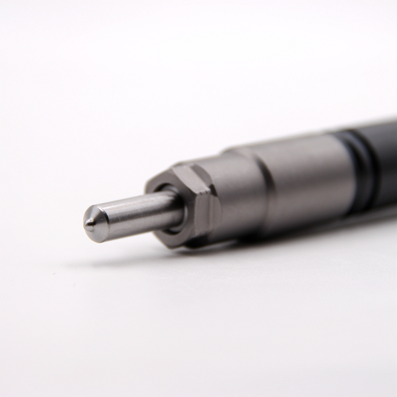 High Quality Common Rail Injection Nozzle 095000-7820 Diesel Fuel Injector 23670-30290 For Toyota