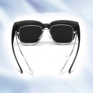 Abbigliamento oversize per coprire gli occhiali <span class=keywords><strong>da</strong></span> <span class=keywords><strong>vista</strong></span> <span class=keywords><strong>protezione</strong></span> <span class=keywords><strong>UV</strong></span> polarizzata donna uomo wrap around shield fit Over occhiali <span class=keywords><strong>da</strong></span> sole - Product Image 2