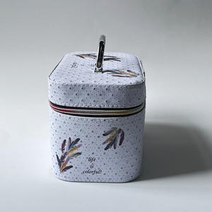 Professional Cosmetic Organizer Bag Starry Sky Feather Pattern Beauty <b>Box</b> Portable Pu Leather Travel Toiletry <b>Vanity</b> Handbag - Product Image 4