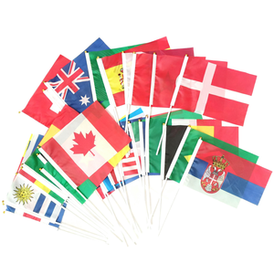 Promotion tous les <span class=keywords><strong>pays</strong></span> main tenant des <span class=keywords><strong>drapeaux</strong></span> acclamants Mini drapeau national agitant la main pour les bars célébrations des clubs sportifs - Product Image 3