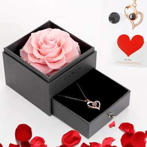 Bestseller Rosa Eterna Preservata con Collana in Confezione Regalo per Fidanzata - Product Image 3