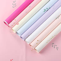 Kertas Seni Ramah Lingkungan Sekali Pakai Tahan Air Warna Solid Motif Tanaman Desain Sederhana Korea untuk Membungkus Buket Bunga Segar
