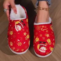 Pantoufles de Noël en gros à motif Père Noël, chaudes pour l'hiver, antidérapantes avec semelle extérieure en TPR et mousse à mémoire de forme, pour la maison
