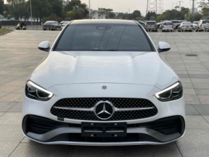<span class=keywords><strong>Mercedes</strong></span>-Benz <span class=keywords><strong>Classe</strong></span> C 2024 d'occasion, version révisée, conduite à gauche, essence, pour l'exportation - Product Image 2