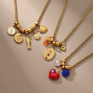 Collier à breloques interchangeable personnalisé pour femmes, chaîne en acier inoxydable dorée, pendentif en zircon en forme de cœur - Product Image 5