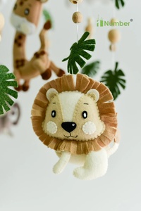 Produits pour bébé Vente en gros Boho Coran Feutre Safari <span class=keywords><strong>Animaux</strong></span> <span class=keywords><strong>de</strong></span> <span class=keywords><strong>la</strong></span> forêt Jouets suspendus Mobiles pour berceau <span class=keywords><strong>de</strong></span> chambre d'enfant Mobiles pour bébé faits à <span class=keywords><strong>la</strong></span> main - Product Image 3