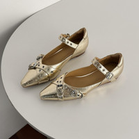 Collections Automne 2026 : Chaussures Plates Confortables et Super Élégantes pour Femmes avec Décorations de Boucles et Rivets de Luxe