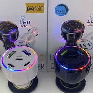 Chargeur de voiture 75W P51 avec cinq ports USB-A/USB-C, charge super rapide pour téléphones mobiles via adaptateur allume-cigare - Product Image 1