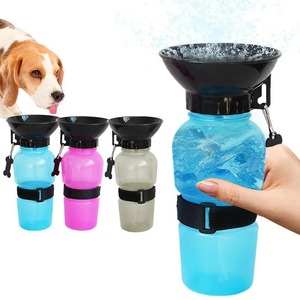 Botella de Agua Portátil para Mascotas de 500 ml, Botella de Viaje para Perros Grandes y Pequeños, Apta para Perros y Gatos - Product Image 1