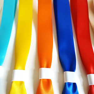 新品 全色板热升华印花布腕带 可调节闪亮缎面织物丝带腕带 在线购买 - Product Image 5