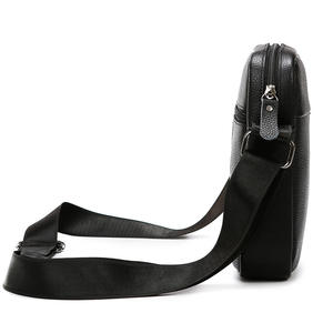 Nueva tendencia de moda para hombre, bandolera de un solo hombro, gran capacidad, impermeable, con forro de poliéster, cierre de cremallera - Product Image 4