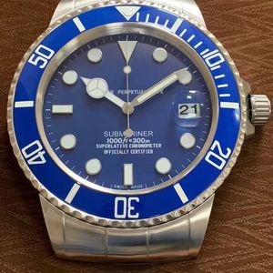 <span class=keywords><strong>Orologio</strong></span> <span class=keywords><strong>da</strong></span> Parete al Quarzo di Lusso in Acciaio Inossidabile <span class=keywords><strong>da</strong></span> 14 Pollici con Display a Lancette, Data Luminosa, Lente d'Ingrandimento e Design Art Déco - Product Image 4