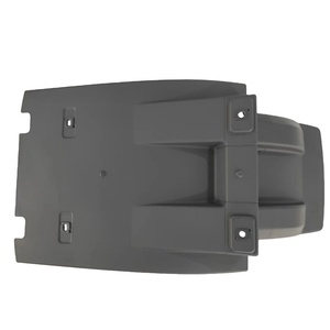 GARDE-BOUE 82637695/710/711/713/696/722/715 TRAVERSE DROITE/MOYENNE/GAUCHE pour <span class=keywords><strong>VOLVO</strong></span> <span class=keywords><strong>FH4</strong></span>/FM4 pour PIÈCES DE CARROSSERIE DE CAMIONS EUROPÉENS - Product Image 1