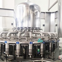 Machine de remplissage à chaud automatique de bouteilles PET 4000 BPH pour usine de jus industrielle / Ligne de production complète pour jus aromatisés