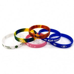 Bracelets en silicone personnalisés avec logo, conçus par le fabricant, à prix abordable - Product Image 6