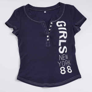เสื้อยืดวินเทจสไตล์ Y2K สีน้ำเงิน แขนสั้น ผ้าถัก แต่งลายปักตัวอักษรตัดสี คอกลม - Product Image 6