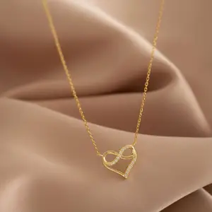 Vershal B5-115 coeur creux Zircon brillant Offre Spéciale populaire délicat femmes bijoux pendentif collier