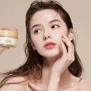 Natural Organic Rice Cream With Ceramide Deeply Nourishes The Skin For A Long-lasting Radiance.