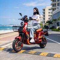 Vélo électrique urbain 72V 800W à 3 vitesses avec moteur sans balais, batterie au plomb-acide et écran numérique pour adultes