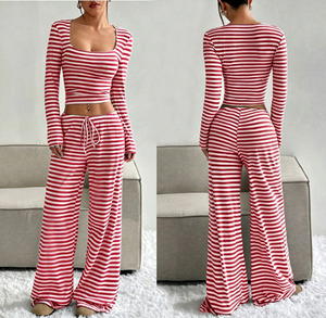 Conjunto de Loungewear a Rayas Acanalado para Mujer al por Mayor, Top Corto con Cuello Cuadrado y Pantalones de Pierna Ancha, <span class=keywords><strong>Pijamas</strong></span> a Granel en Stock - Product Image 3