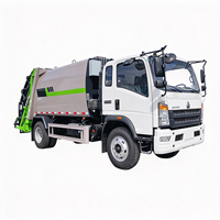 Camion Compacteur de Déchets Sinotruk Howo 11m³ 4x2 à Chargement Arrière pour Travaux d'Assainissement - Norme Export