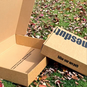 Boîtes rigides biodégradables personnalisées avec logo noir pour l'emballage de vêtements, boîtes pliantes pour l'expédition de vêtements, boîtes d'expédition pour vêtements - Product Image 5