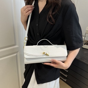 Nuova Borsa a Tracolla Piccola Quadrata da <span class=keywords><strong>Donna</strong></span> 2026, Borsetta con Chiusura a Lucchetto, Casual, Monospalla per Autunno e Inverno - Product Image 4