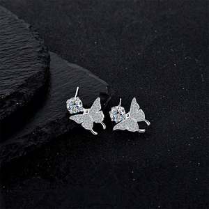 Pendientes de Plata de Ley S925 con Moissanita, Pendientes de Plata de Ley S925 con Moissanita en Forma de Mariposa - Product Image 5
