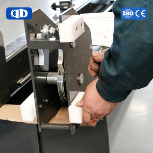 Pont élévateur de stationnement vertical à deux niveaux certifié CE, stable et peu encombrant, solution de stationnement pour garage domestique - Product Image 5