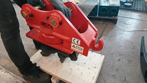 Attache rapide rotative à 360 degrés Soosan SB08 pour excavatrice, coupleur rapide, accessoire de brise-roche hydraulique - Product Image 4