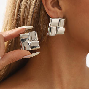 Nuovo caldo-vendita oro placcato ipoallergenico in acciaio inox quadrato pesante lucido pane orecchini <span class=keywords><strong>gioielli</strong></span> da donna - Product Image 2