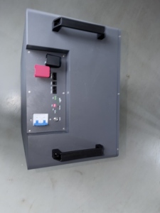 แบตเตอรี่ลิเธียมไอรอนฟอสเฟตแบบติดตั้งบนแร็ค POW-LIO48280 51.2V 280Ah 15kWh ชุดแบตเตอรี่สำรองพลังงานสำหรับระบบพลังงานแสงอาทิตย์อุตสาหกรรม - Product Image 6