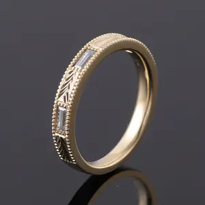 Korean Fashion Jewelry 10k Gold Engraved Moissanite Diamond Ring Unisex With GRA Certificate