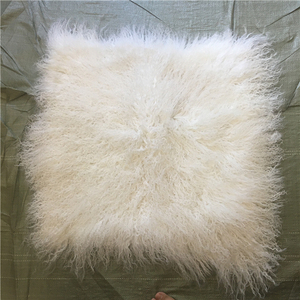 Vente en gros <span class=keywords><strong>de</strong></span> tapis en fourrure <span class=keywords><strong>de</strong></span> <span class=keywords><strong>mouton</strong></span> <span class=keywords><strong>de</strong></span> Mongolie à poils longs, en <span class=keywords><strong>peau</strong></span> <span class=keywords><strong>de</strong></span> <span class=keywords><strong>mouton</strong></span>, avec poils longs et bouclés naturels, pour la confection <span class=keywords><strong>de</strong></span> vêtements - Product Image 5