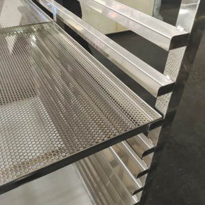 Carré en acier inoxydable <span class=keywords><strong>de</strong></span> haute qualité avec trous <span class=keywords><strong>Plaque</strong></span> <span class=keywords><strong>de</strong></span> <span class=keywords><strong>cuisson</strong></span> à <span class=keywords><strong>angle</strong></span> droit pour four, vidange <span class=keywords><strong>de</strong></span> l'eau - Product Image 5