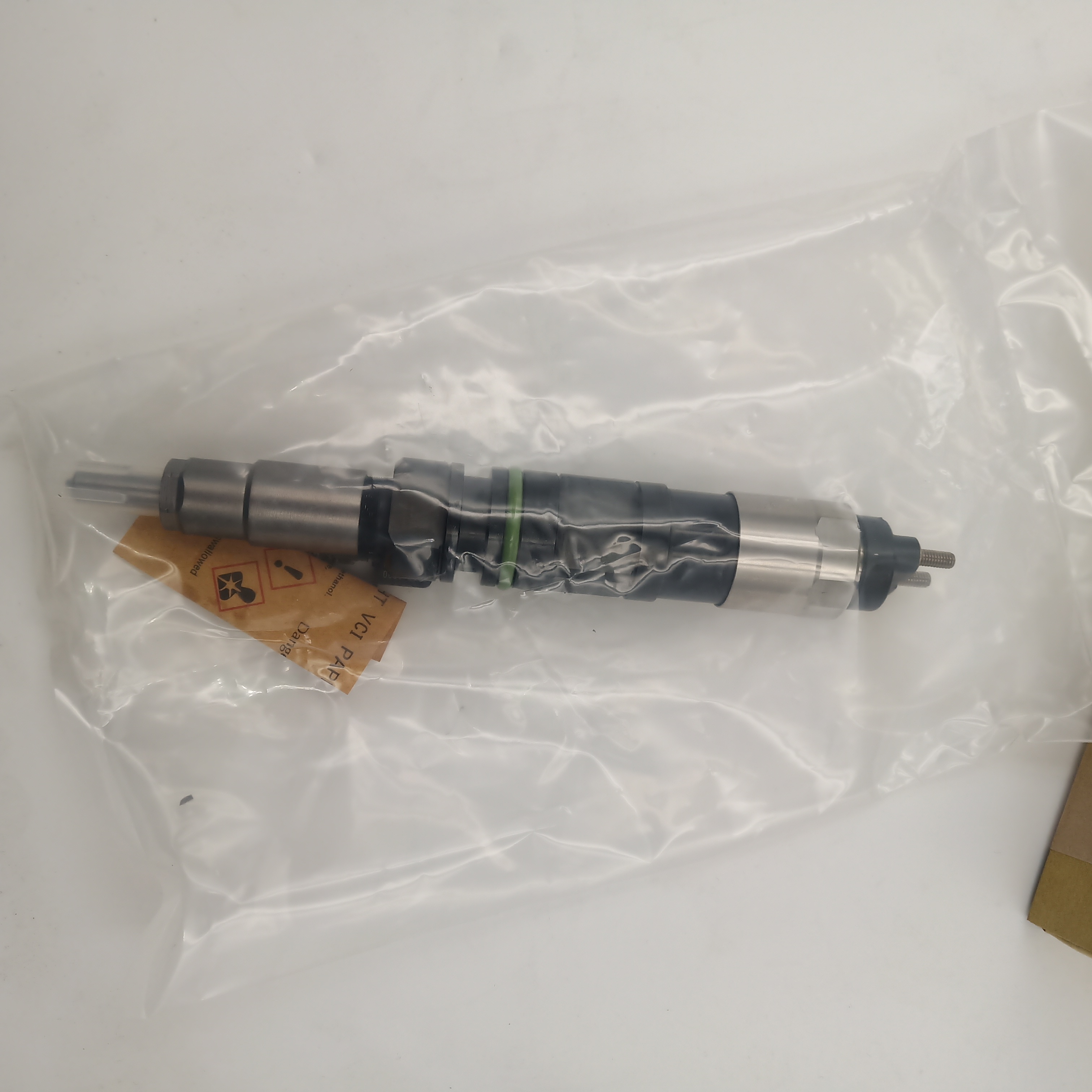 Diesel Fuel Injector 295050-1350 Common Rail Fuel Injection Nozzle VOE21896867 With Nozzle G3S069