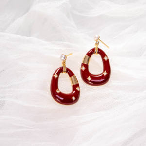 Pendientes de Aro con Flores Rojas, Estilo Vintage Francés, Color Negro, Chapados en Oro sobre Plata, de Lujo, para Mujer - Product Image 3