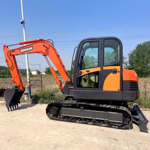 Korea Doosan Used DX60-7 Excavator MINI 6ton Doosan DX60-7 Excavator High Quality for Farm - Product Image 1