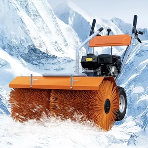 Souffleuse à neige thermique autotractée pour le déneigement des trottoirs et des parkings - Product Image 2