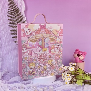 Boîtes cadeaux de luxe en carton rigide personnalisées avec fermeture magnétique, poignée, pelliculage mat et gaufrage, doublure en éponge, revêtement UV - Product Image 3